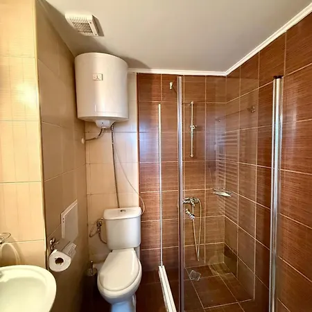 Apartman Elvis's Home2host